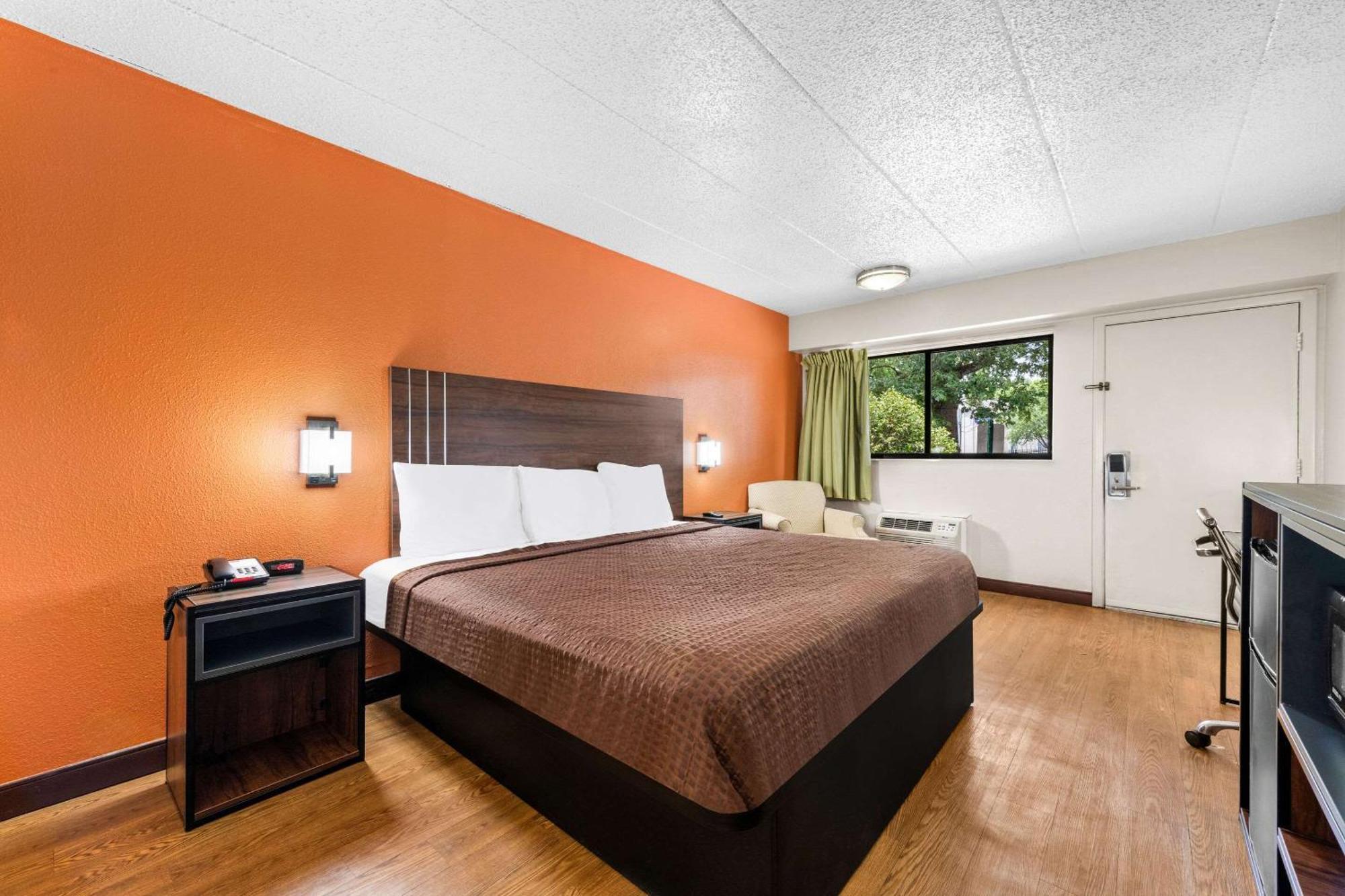 Econo Lodge Charlotte Airport Exterior foto